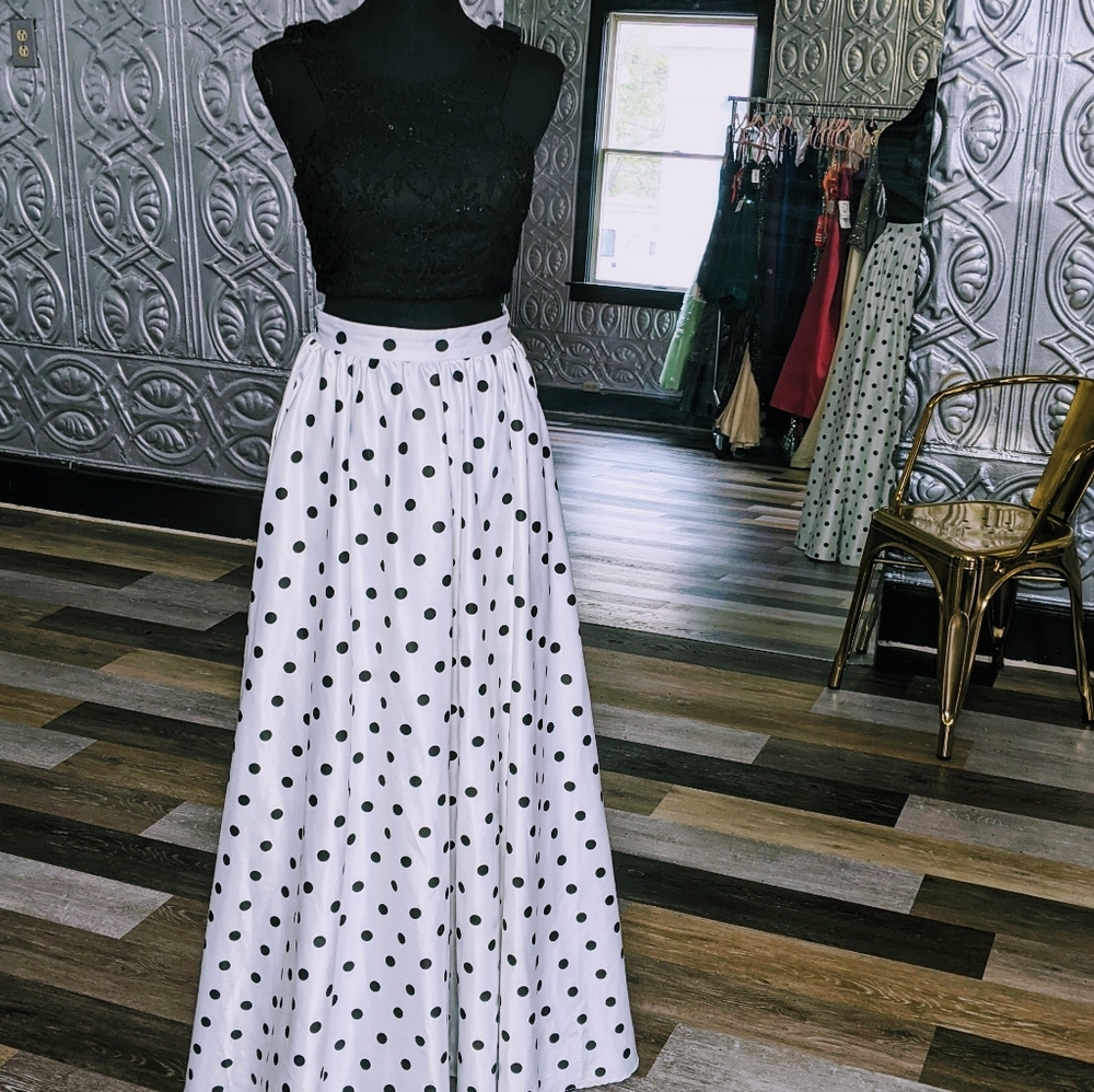 LAST CHANCE 2-Piece Polka Dot & Lace w/ Pockets